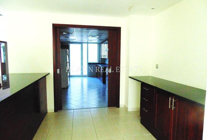 76564808 - Property Image 2