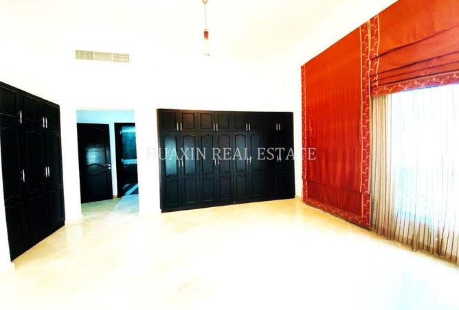 76564808 - Property Image 3