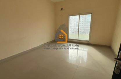 Apartment - 2 Bedrooms - 2 Bathrooms for rent in Abu Shagara building - Abu shagara - Sharjah