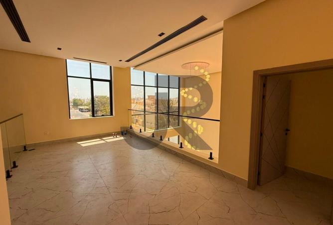 141894886 - Property Main Image
