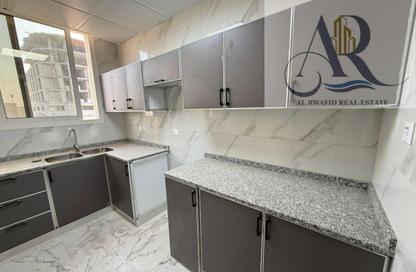 عمارة بالكامل - استوديو - 7+ للايجار في الجرف 2 - الجرف - عجمان وسط المدينة - عجمان