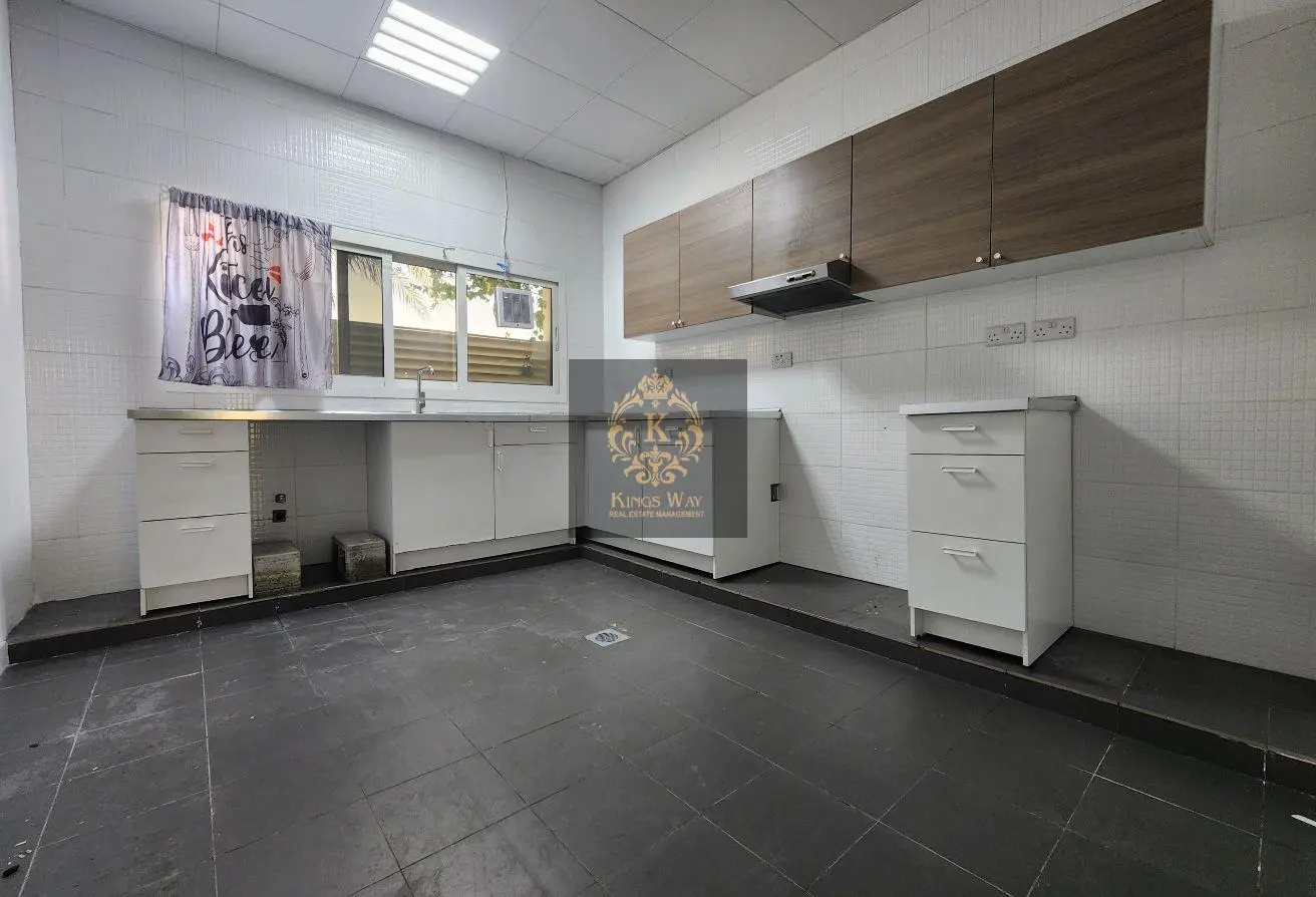 160990395 - Property Main Image