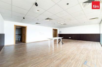 Office Space - Studio - 2 Bathrooms for rent in Fortune Executive - JLT Cluster T - Jumeirah Lake Towers - Dubai