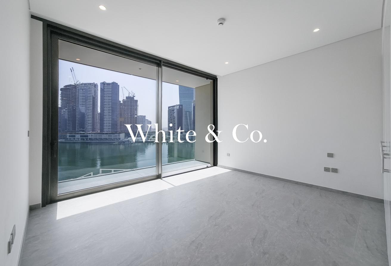CANAL VIEW | LOWER FLOOR | LARGE LAYOUT photo 9
