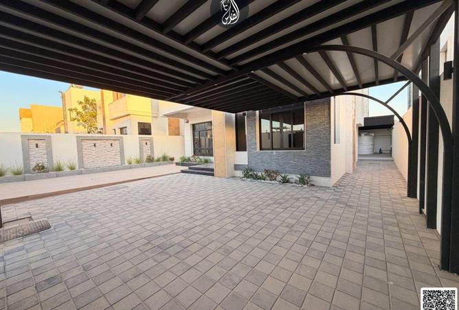 103707282 - Property Image 3
