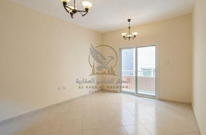 Apartment - 1 - 1 for rent in Al Butina 9 Building - Al Butina - Sharjah