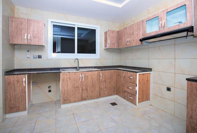 82782456 - Property Image 3