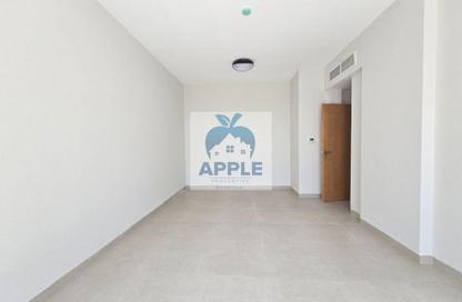 Penthouse - 2 - 3 for rent in AlFalah - Muwaileh Commercial - Sharjah