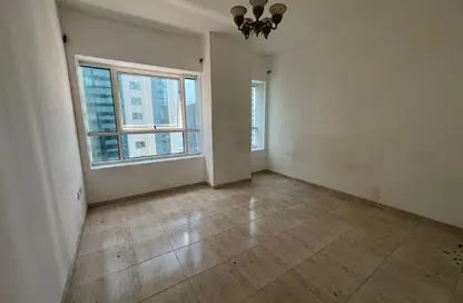 شقة - غرفة نوم - 2 حمامات للايجار في شارع التعاون - التعاون - الشارقة