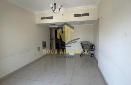 Apartment - 2 - 3 for rent in New Al Taawun Road - Al Taawun - Sharjah