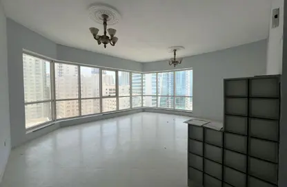 Apartment - 1 Bedroom - 2 Bathrooms for rent in Al Khan Corniche - Al Khan - Sharjah