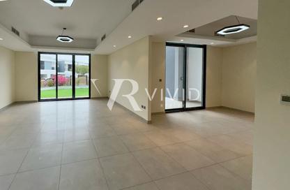 Townhouse - 4 Bedrooms - 5 Bathrooms for rent in Casa Flores - Green Community Motor City - Motor City - Dubai