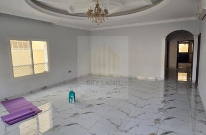 Villa - 5 - 6 for rent in Al Mowaihat 3 - Al Mowaihat - Ajman