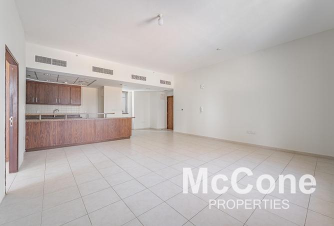 102840834 - Property Main Image