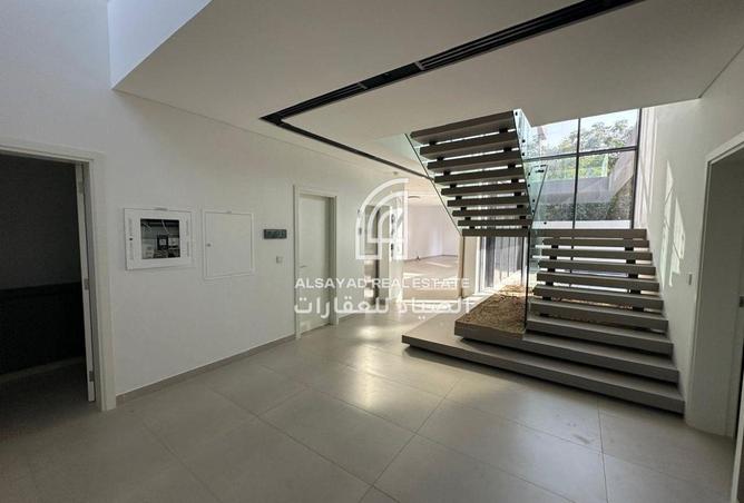 104122375 - Property Image 3