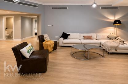 Apartment - 2 Bedrooms - 3 Bathrooms for sale in Golden Mile 4 - Golden Mile - Palm Jumeirah - Dubai