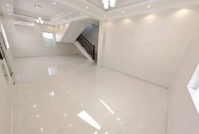 167008399 - Property Image 2