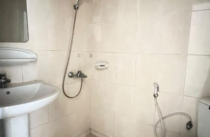 Apartment - 1 - 2 for rent in Al Majaz 2 - Al Majaz - Sharjah