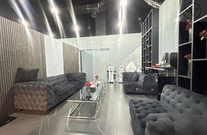 Retail - Studio for sale in Park Towers Podium - Park Towers - DIFC - Dubai