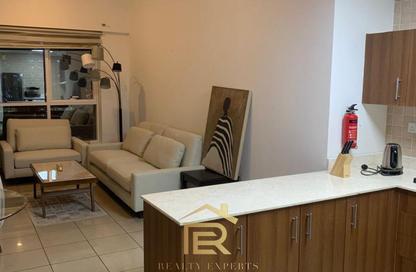 Apartment - 1 - 2 for rent in Sulafa Tower - Dubai Marina - Dubai