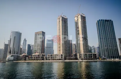 Apartment - 1 Bedroom - 2 Bathrooms for sale in Peninsula Four - Peninsula - Business Bay - Dubai