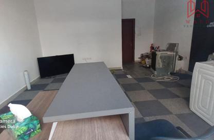 Shop - Studio - 1 Bathroom for rent in Al Karama Sqaure - Al Karama - Dubai Shop - Studio - 1 Bathroom for rent in Al Karama Sqaure - Al Karama - Dubai