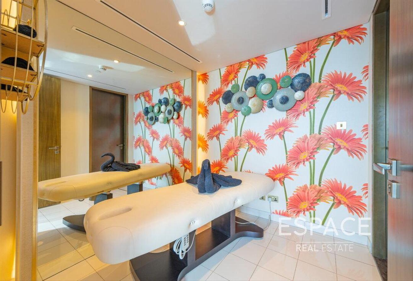 Fully Furnished |Palm View |1 Month Free photo 15