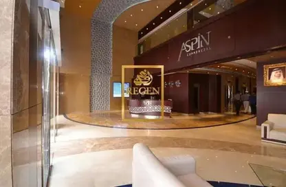 مكتب - غرفة نوم - 1 حمام للايجار في أسبن - شارع الشيخ زايد - دبي