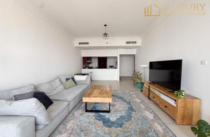 Apartment - 1 - 2 for sale in Lake Shore Tower - JLT Cluster Y - Jumeirah Lake Towers - Dubai Apartment - 1 - 2 for sale in Lake Shore Tower - JLT Cluster Y - Jumeirah Lake Towers - Dubai