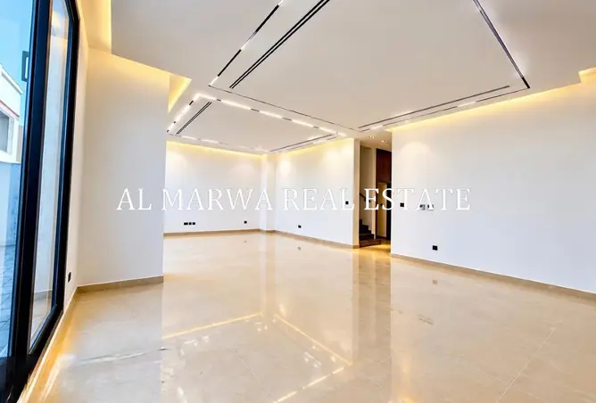 156441059 - Property Image 3