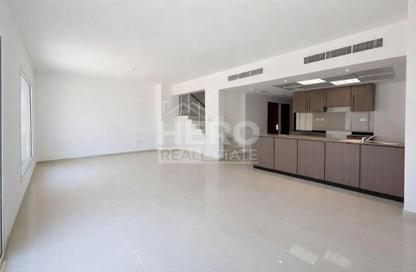 Townhouse - 3 - 4 for sale in Manazel Al Reef 2 - Al Samha - Abu Dhabi