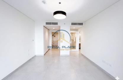 Apartment - 2 Bedrooms - 3 Bathrooms for rent in 1 Residences - 2 - 1 Residences - Al Kifaf - Bur Dubai - Dubai