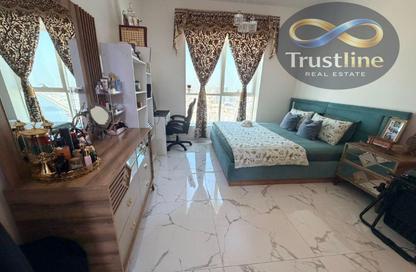 Apartment - 2 Bedrooms - 2 Bathrooms for sale in Oasis Tower - Al Rashidiya 1 - Al Rashidiya - Ajman