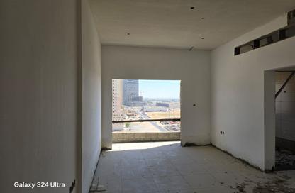 Apartment - 1 Bedroom - 2 Bathrooms for sale in Al Aamra Tower - Al Amerah - Ajman Apartment - 1 Bedroom - 2 Bathrooms for sale in Al Aamra Tower - Al Amerah - Ajman