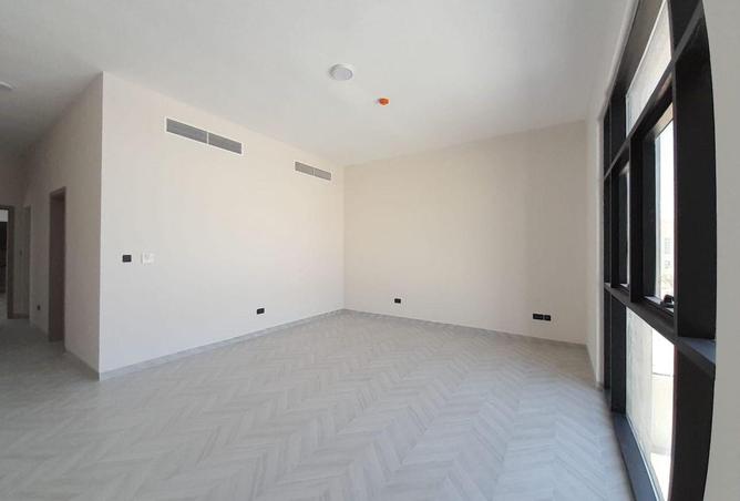 83232832 - Property Image 2