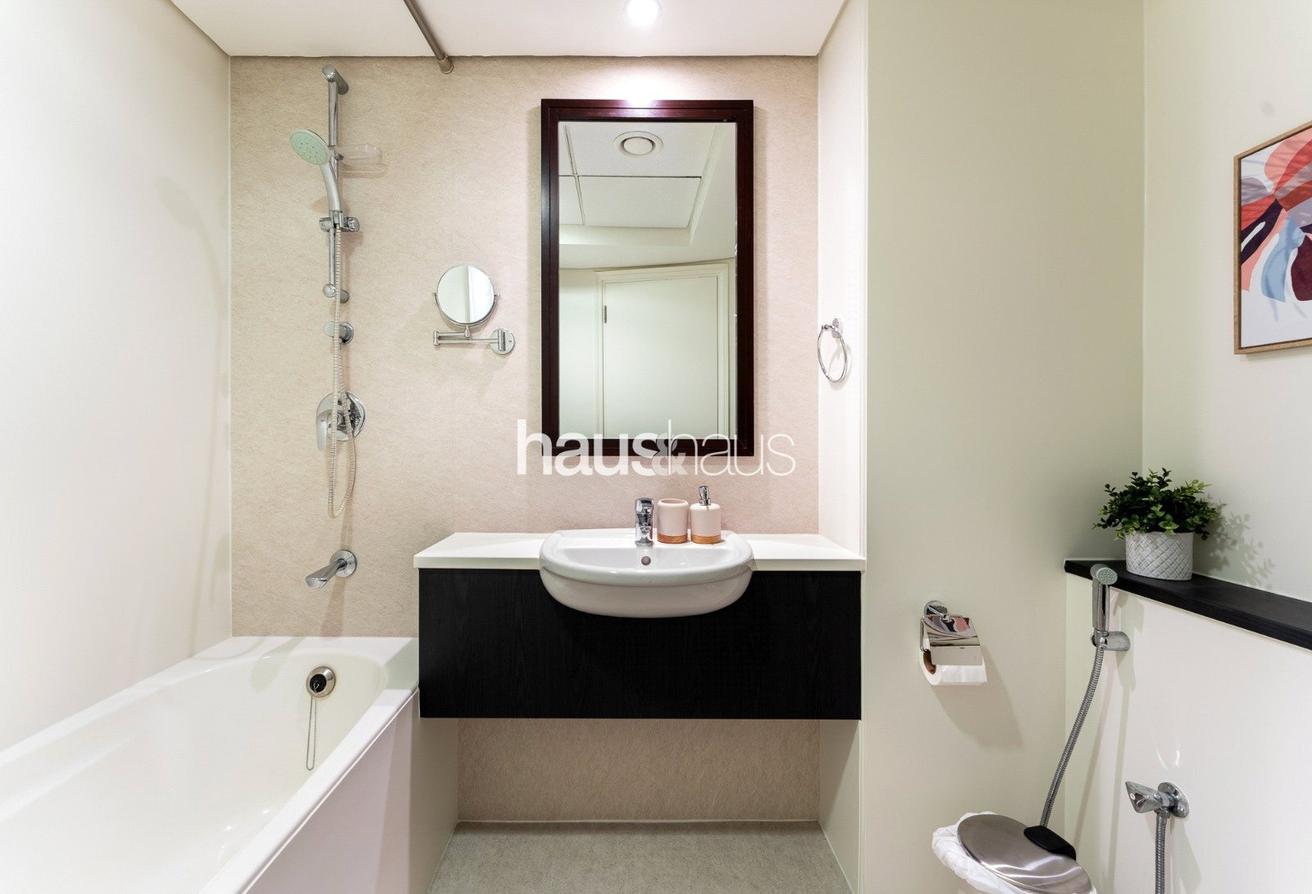 Available Sept | Upgraded | City View photo 9