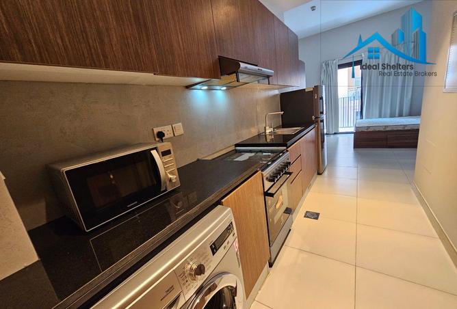 121556553 - Property Image 2