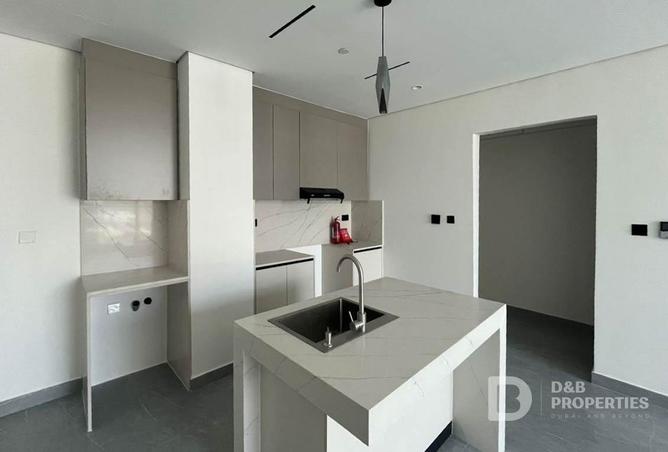 73825604 - Property Image 3