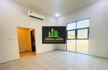 Staff Accommodation - Studio - 7+ for rent in Shakhbout City - Abu Dhabi