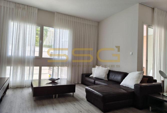 112311201 - Property Image 2
