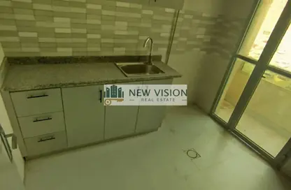 شقة - 2 غرف نوم - 1 حمام للايجار في شارع التعاون الجديد - التعاون - الشارقة