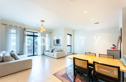 شقة - 2 غرف نوم - 3 حمامات للبيع في زنجبيل 2 - زنجبيل - دبي القديمة - وسط مدينة دبي - دبي