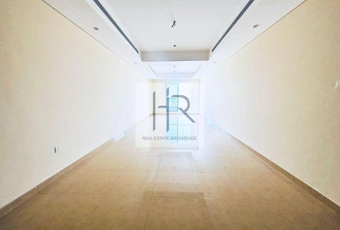 98240799 - Property Image 2