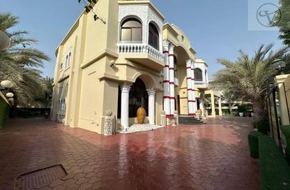 Villa - 7+ Bedrooms - 7+ Bathrooms for rent in Sector E - Emirates Hills - Dubai