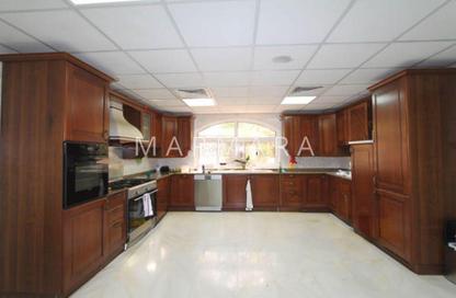 Villa - 5 - 5 for rent in Umm Suqeim 3 Villas - Umm Suqeim 3 - Umm Suqeim - Dubai