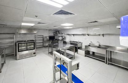 Shop - Studio for rent in MAG 214 - JLT Cluster R - Jumeirah Lake Towers - Dubai
