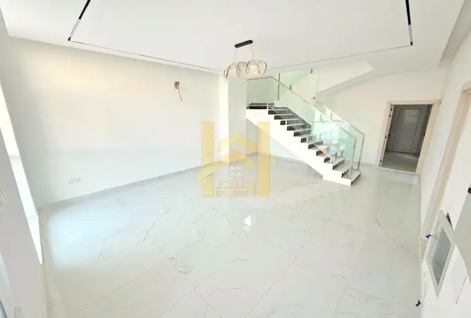 146012806 - Property Image 3