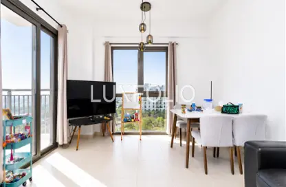 Apartment - 3 Bedrooms - 4 Bathrooms for sale in Zahra Apartments 2B - Zahra Apartments 2 - Zahra Apartments - Town Square - Dubai