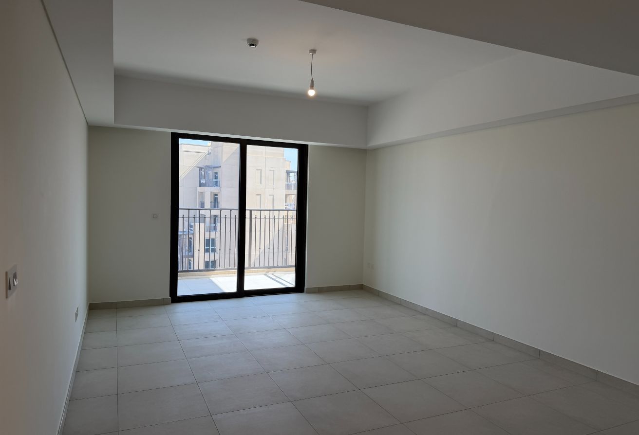 HIGH FLOOR | LARGE WINDOWS | PRESTIGE LOCATION - 6