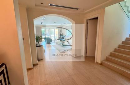 Villa - 4 - 4 for sale in District 6 - Jumeirah Park - Dubai Villa - 4 - 4 for sale in District 6 - Jumeirah Park - Dubai